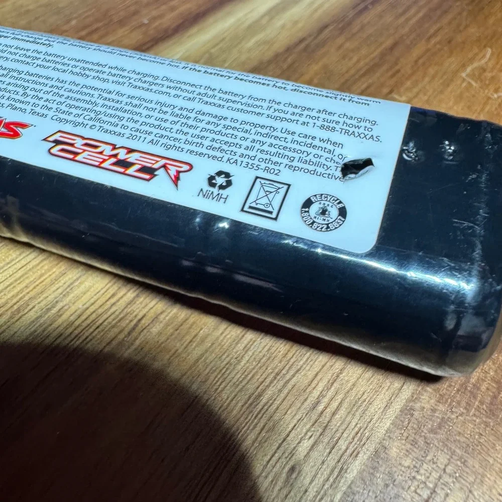 Turnigy 3000mAh 11.1V LiPo and Traxxas 7.2V 1200mAh NiMH RC Battery Lot